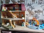 Poppenhuis met inboedel en kasteel en meer, Ophalen, Gebruikt, Complete set