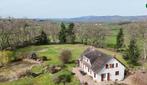 Groot, rustig gelegen woonhuis met panoramisch uitzicht op d, Huizen en Kamers, Buitenland, Brion, Frankrijk, Woonhuis, 210 m²