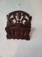 Antieke krantenhouder, Ophalen