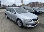 Skoda Octavia Combi Automaat !! 1.2 TSI Grt Amb Bns, Auto's, Skoda, Origineel Nederlands, Te koop, Zilver of Grijs, 5 stoelen