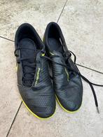 Nike kunstgras voetbalschoenen maat 45, Ophalen, Gebruikt, Schoenen