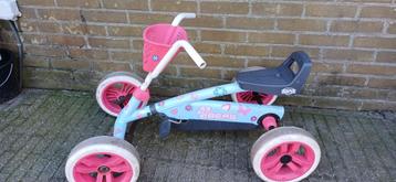 BERG Buzzy skelter, perfect voor kinderen van 2 tot 5 jaar. beschikbaar voor biedingen