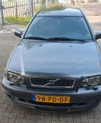 Volvo V40 1.8 AUT 2004 Grijs, 65 €/maand, 1295 kg, 4 cilinders, 122 pk