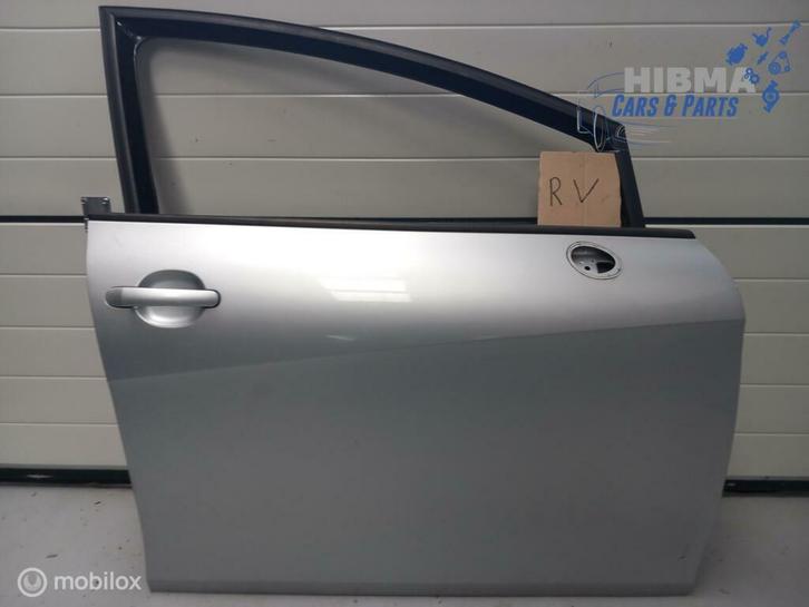 Portier Seat Leon 1P Rechts Voor LS7Y 1P0831056A 2005 - 2013, Auto-onderdelen, Carrosserie en Plaatwerk, Deur, Voor, Rechts, Gebruikt