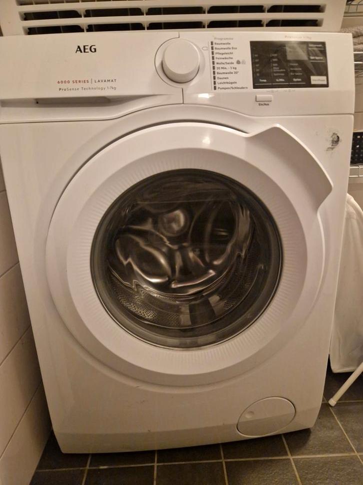 AEG Wasmachine - Lavamat 6000 Series, Witgoed en Apparatuur, Wasmachines, Gebruikt, Voorlader, 6 tot 8 kg, 85 tot 90 cm, 1200 tot 1600 toeren