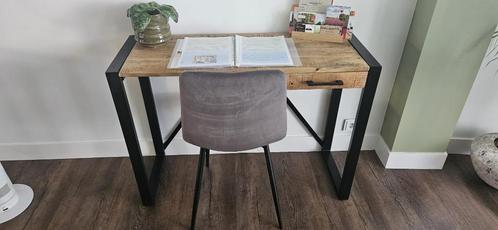 bureau, Huis en Inrichting, Bureaus, Zo goed als nieuw, Bureau, Ophalen