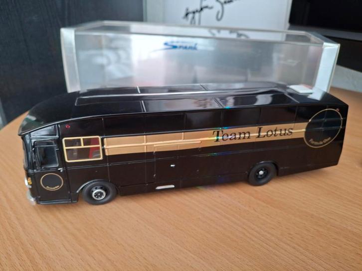 Lotus F1 team 1972 transporter Spark 1:43, Verzamelen, Automerken, Motoren en Formule 1, Zo goed als nieuw, Formule 1, Ophalen of Verzenden