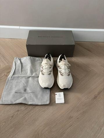 Brunello Cucinelli knit runners mt 40 beschikbaar voor biedingen