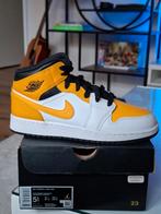 Nike Air Jordan 1 Mid University Gold Black Yellow maat 38, Nike, Nieuw, Oranje, Ophalen of Verzenden