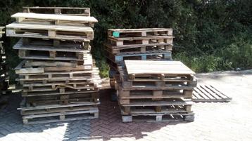 Kapotte pallets afhalen gratis Woudenberg beschikbaar voor biedingen