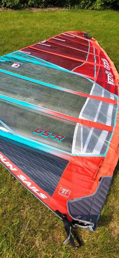 Gunsails 7.1  9.6  Karel's windsurfboxen  zie advertentie, Watersport en Boten, Windsurfen, Zo goed als nieuw, Mast, Minder dan 250 cm