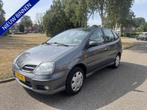 Nissan Almera Tino 1.8 Acenta IJSKOUDE AIRCO, TREKHAAK, VAKA, 65 €/maand, Stof, Almera Tino, 116 pk