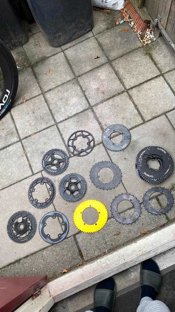 Partij kettingbladen. Overschot aan van alles., Fietsen en Brommers, Fietsonderdelen, Racefiets, Crankstel of Pedalen, Ophalen of Verzenden