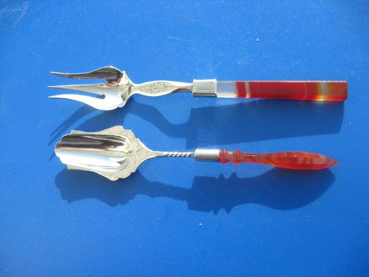 Zilveren set met lepel en vork en kornalijnen steel., Antiek en Kunst, Antiek | Goud en Zilver, Zilver, Verzenden
