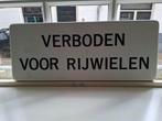 Metalen bord VERBODEN VOOR RIJWIELEN  verkeersbord, Ophalen of Verzenden, Zo goed als nieuw, Reclamebord