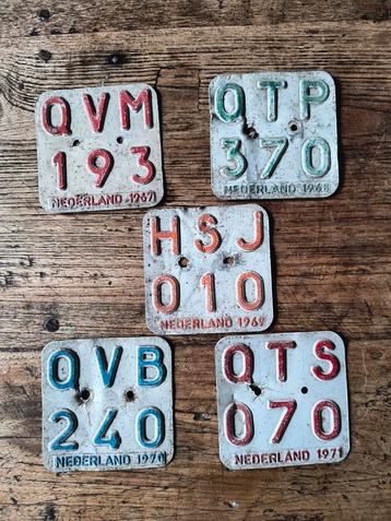 5 bromfiets plaatjes 1967 1968 1969 1970 en 1971  beschikbaar voor biedingen