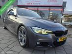 BMW 3-serie 318i M Sport Edition Dealer Onderh.CarPlay Inclu, Auto's, BMW, Automaat, Gebruikt, Euro 6, Lichtsensor