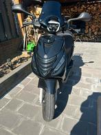 Piaggio zip 2017 snor 4635 km, Fietsen en Brommers, Scooters | Piaggio, Ophalen, Zo goed als nieuw, Zip