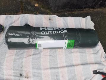Hero Outdoor Single slaapmat is een lichtgewicht zelf-opblaz beschikbaar voor biedingen