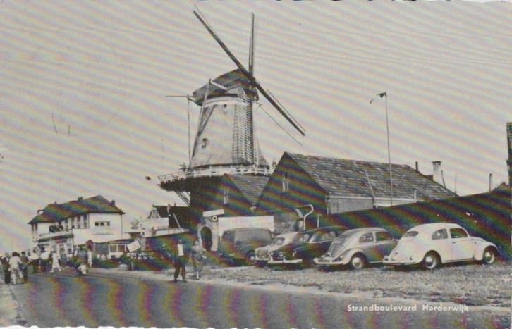 136 Harderwijk Strandboulevard 1960 gelopen, Verzamelen, Ansichtkaarten | Nederland, Gelopen, Gelderland, 1940 tot 1960, Ophalen of Verzenden