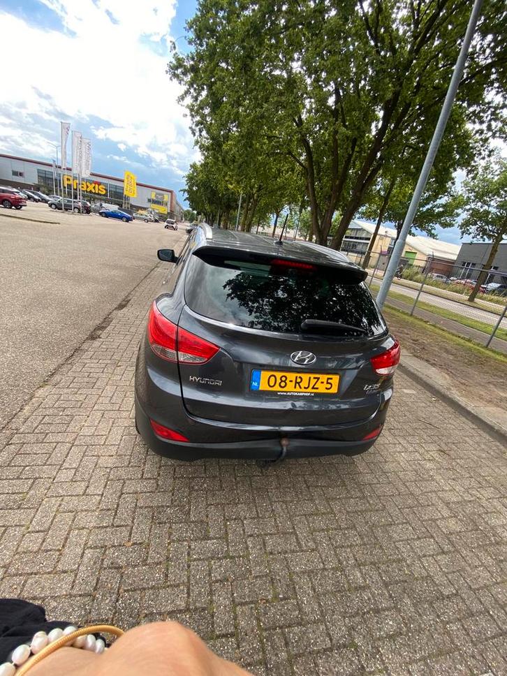 SPOED TE KOOP Hyundai iX35 1.6 GDI 2WD 2011 Grijs, Auto's, Hyundai, Particulier, iX35, Benzine, B, SUV of Terreinwagen, Handgeschakeld