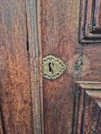 Antique Kast, Ophalen