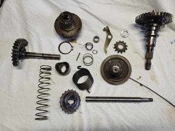 Vespa pk50 automaat plurimatic versnellingsbak onderdelen  beschikbaar voor biedingen