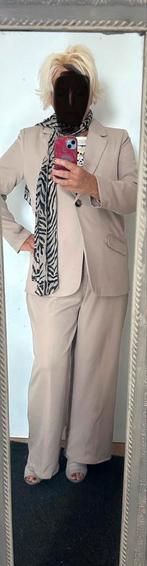 Business broekpak beige maat L/XL, Kostuum of Pak, Beige, Maat 42/44 (L), Ophalen of Verzenden