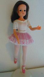 Zeer mooie Sindy Ballerina Vintage Barbie pop hard hoofd, Ophalen of Verzenden, Gebruikt, Pop