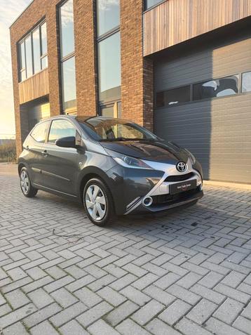 Toyota Aygo 1.0 2014 Grijs Carplay | Camera| 57726KM beschikbaar voor biedingen
