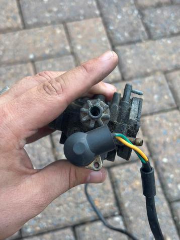 Peugeot carb 2t beschikbaar voor biedingen