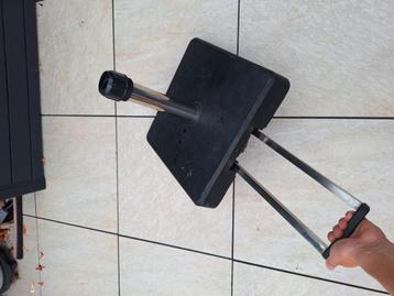 Betonnen verrijdbare parasolvoet van 40 kg beschikbaar voor biedingen