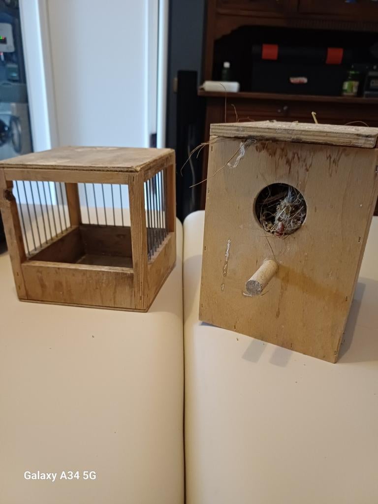 Twee nestkastjes voor vogels, Ophalen of Verzenden, Gebruikt