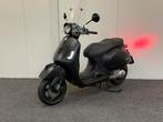 Piagio Vespa GTS 300 HPE ( bj 2019 ) sport akra motor scooer, Motoren, Motoren | Piaggio, Bedrijf