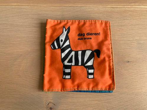 Dick Bruna knisperboekje ‘dag dieren’, Boeken, Kinderboeken | Baby's en Peuters, Zo goed als nieuw, Ophalen of Verzenden