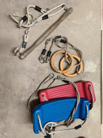 Speelhuis accessoires: Schommel, trapeze, ringen beschikbaar voor biedingen
