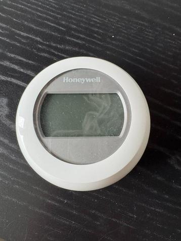 Honeywell digitale ronde thermostaten (5 stuks ) beschikbaar voor biedingen