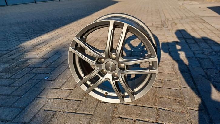 Dezent 17 inch velgen 5x112 - Nieuwstaat!, Auto-onderdelen, Banden en Velgen, Ophalen