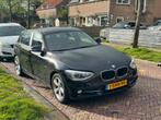 BMW 1-Serie (e87) 116I 100KW 5DR 2013 Zwart, Auto's, BMW, Origineel Nederlands, Te koop, 5 stoelen, Benzine