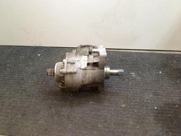 TUSSENBAK 4X4 Volkswagen Tiguan (5N1 / 2) (0A6409053AC) beschikbaar voor biedingen