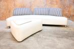 ZGANieuw witte leren Leolux Archipel designbank met hocker