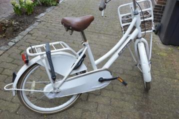 kinderfiets 6-8 jaar beschikbaar voor biedingen