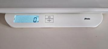 Alecto BC-10 Babyweegschaal beschikbaar voor biedingen