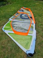 Neilpryde Combat 4,5m2 en Wizard 5,1 m2, Watersport en Boten, Windsurfen, Ophalen, Gebruikt, Minder dan 250 cm, Minder dan 5 m²