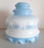 Vintage Franse lampenkap, melkglas, blauw / wit hanglamp, Huis en Inrichting, Ophalen, Wit, Rond, Minder dan 25 cm