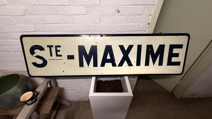 Origineel Frans bord “Ste. Maxime” Zuid-Frankrijk – vintage, Antiek en Kunst, Antiek | Overige Antiek, Ophalen