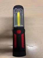 ZGAN! Looplamp rood/zwart kleine kras daarom slechts €4,99, Ophalen of Verzenden, Zo goed als nieuw, Batterij