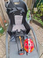 Fietsstoeltje achter + kinderhelm, Fietsen en Brommers, Fietsaccessoires | Fietsstoeltjes, Ophalen of Verzenden, Gebruikt, Achterzitje