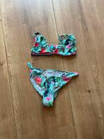 Mooie bikini met dieren en bloemetjes print, Kinderen en Baby's, Babykleding | Baby-zwemkleding, Meisje, Overige maten, Ophalen of Verzenden