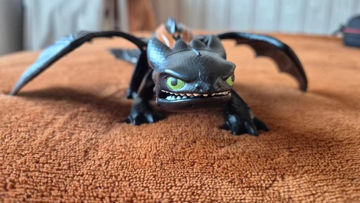 Toothless / Tandloos – Draak uit How to Train Your Dragon, Kinderen en Baby's, Speelgoed | Actiefiguren, Zo goed als nieuw, Ophalen of Verzenden